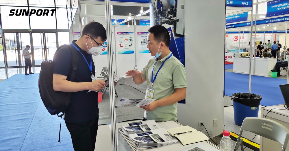 长沙公海JCJC5500智能参加新材料展会 为客户提供个性化自动化设备